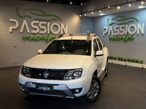 RENAULT DUSTER OROCH 2.0 16V HI-FLEX DYNAMIQUE AUTOMÁTICO